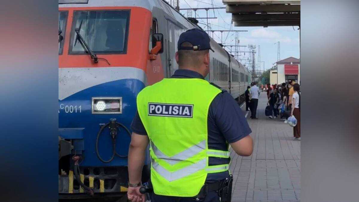 Транспортные полицейские пресекли нарушение на железнодорожном вокзале