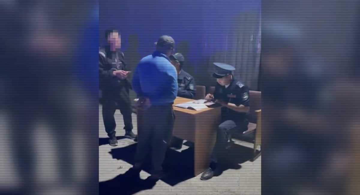 Почти 12 тонн ГСМ пытались незаконно вывезти из Казахстана