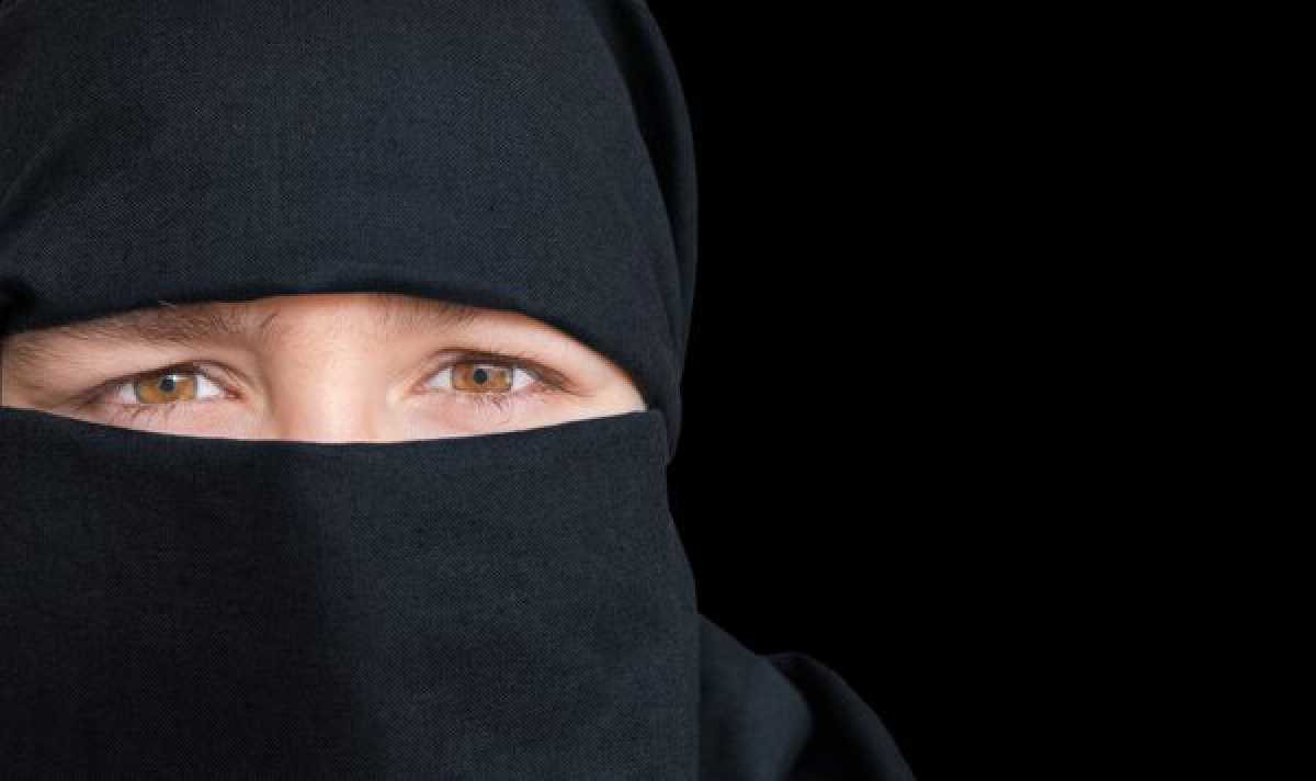 Более 20 женщин наказали из-за внешнего вида в Астане