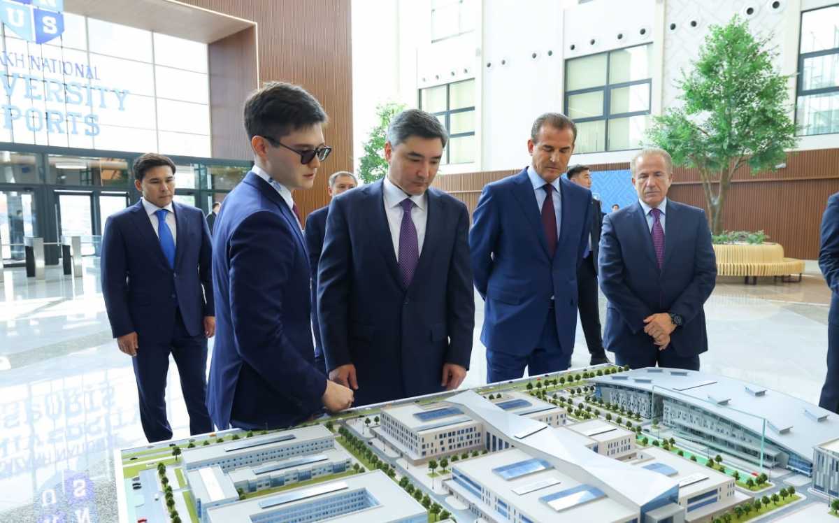 Бектенов осмотрел новое здание Казахского национального университета спорта
