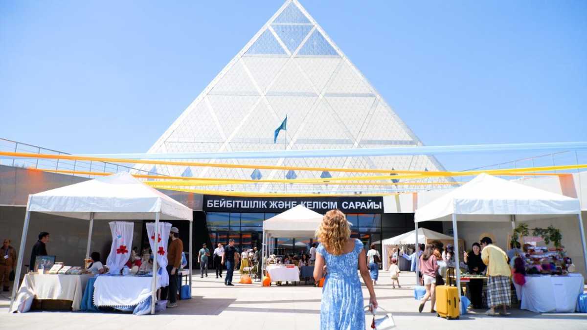 Astana Pop Up Store: первый дизайн-фестиваль локальных брендов стартовал в столице
