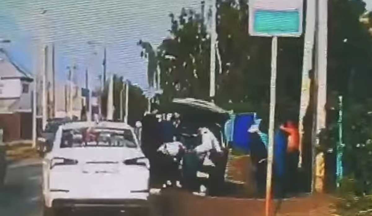 Замечание водителю обернулось похищением: мужчину затолкали в багажник в Актобе