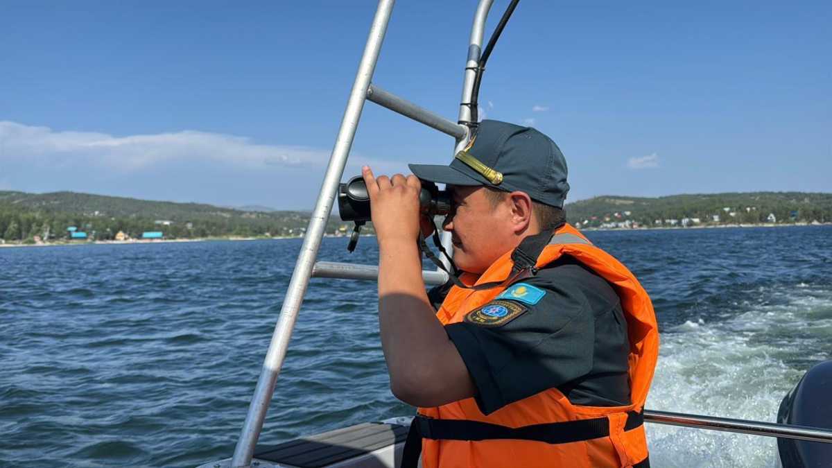 Более 200 человек спасли на водоёмах Казахстана с начала лета