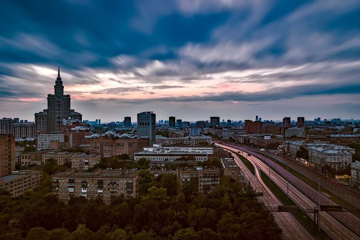 Коммерческая недвижимость и инвестиционные объекты в Москве: как выбрать помещение, бизнес или недвижимость для дохода
