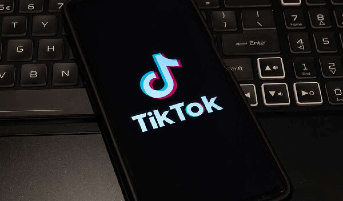 Прямой эфир в TikTok закончился штрафом для жительницы Караганды