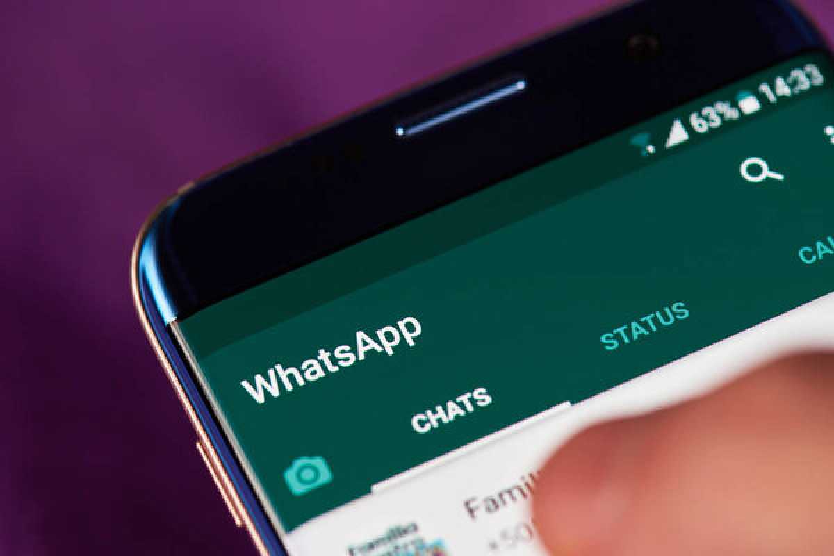 Выдавали себя за родственников в WhatsApp и просили деньги: троих мошенников осудили в ЗКО