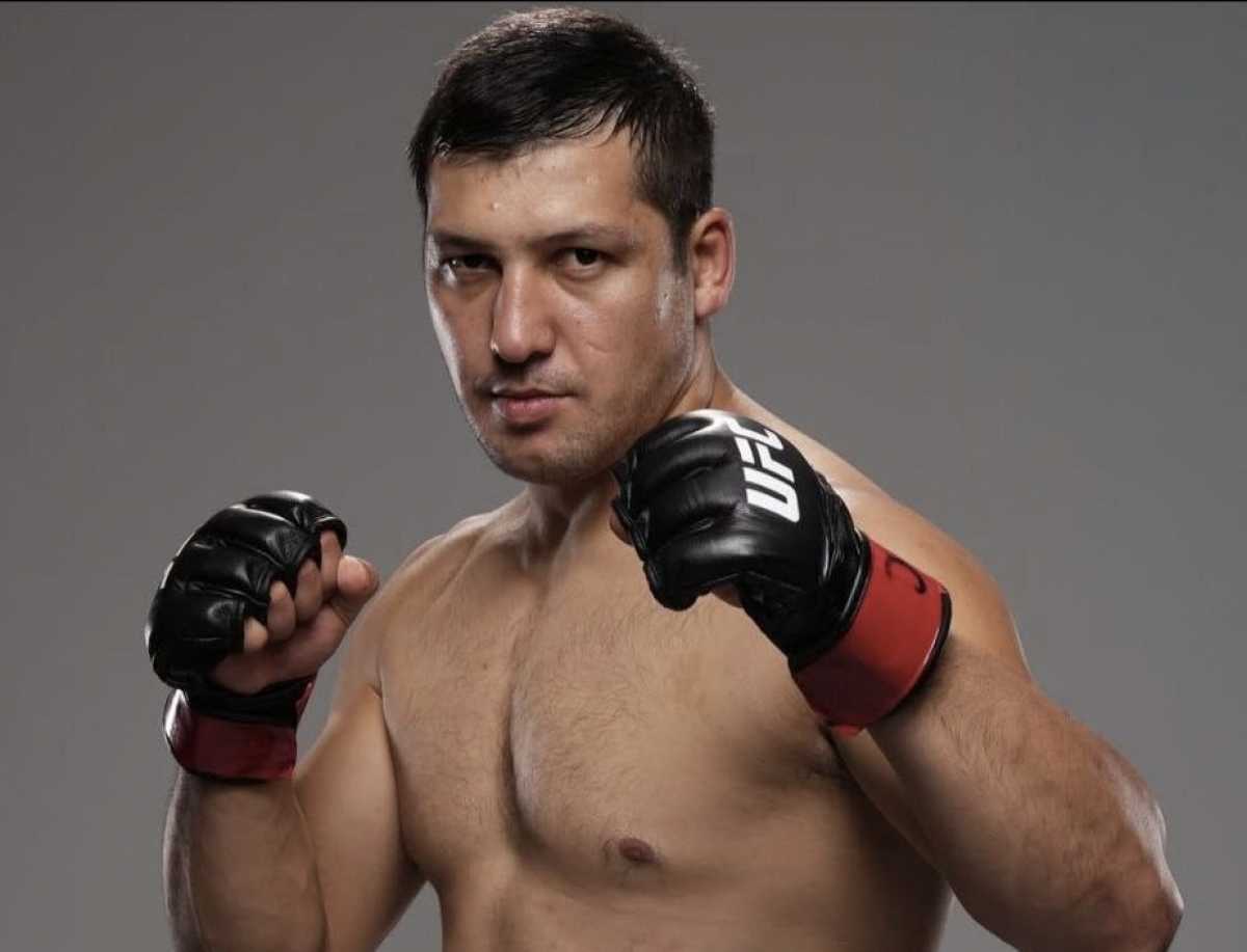 Казахстанский военнослужащий одержал победу на турнире UFC в Лас-Вегасе