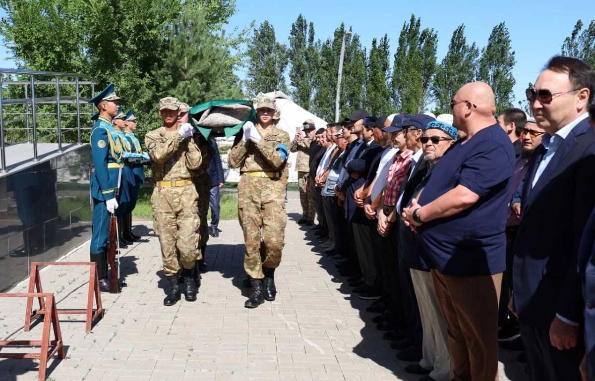 В Астане простились с последним фронтовиком столицы Рзагулом Байкешевым