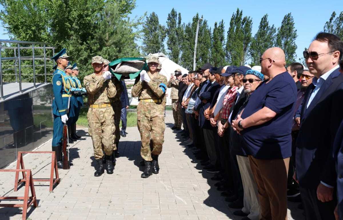 В Астане простились с ветераном войны Рзагулом Байкешевым