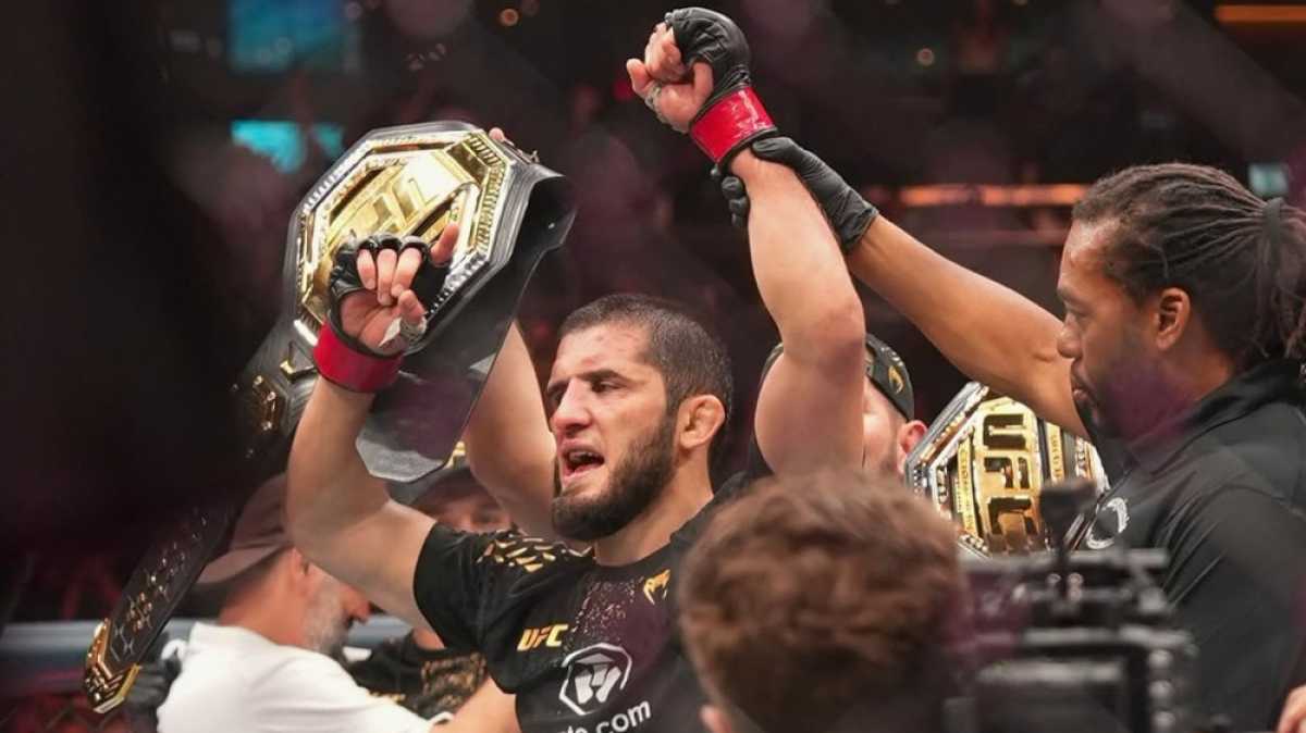 Ислам Махачев установил исторический рекорд после защиты титула в UFC
