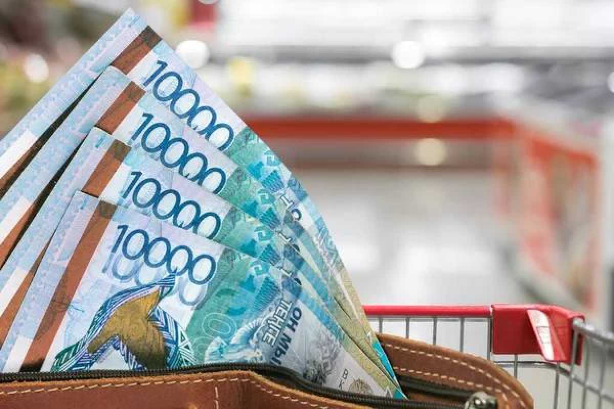 От картофеля до автомобилей: что подешевело в Казахстане в августе