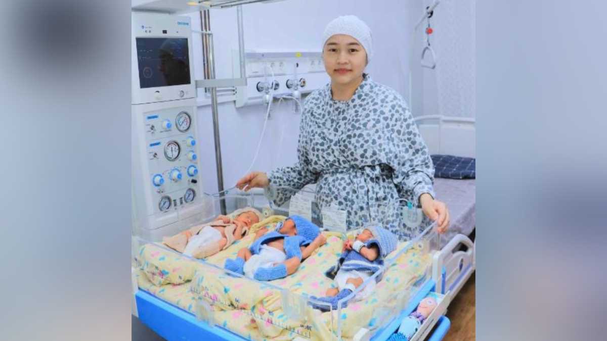 Редкое событие: две тройни родились за месяц в одном перинатальном центре Алматы