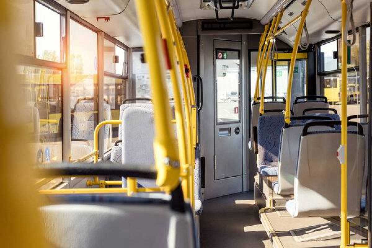 10 автобусных маршрутов временно изменят схемы движения в Алматы