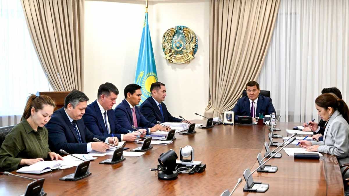 Закуп медицинской техники обсудили в Правительстве Казахстана
