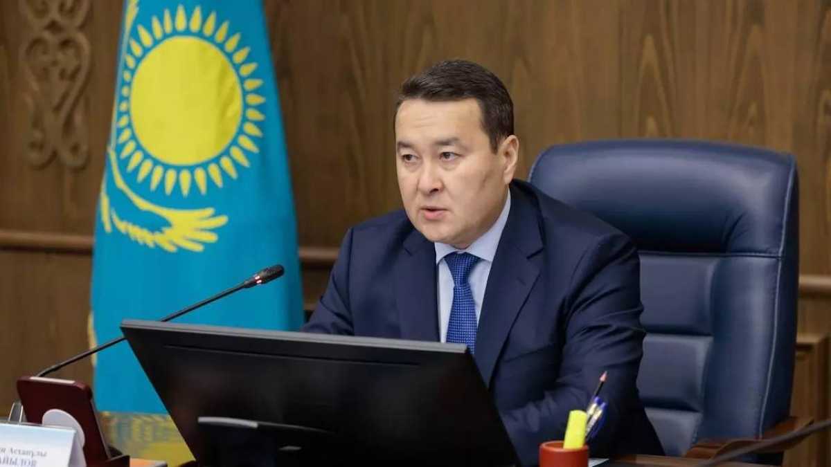 Алихан Смаилов сохранил пост главы ВАП РК