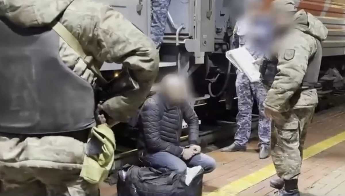 Россия выдала Казахстану участника ОПГ