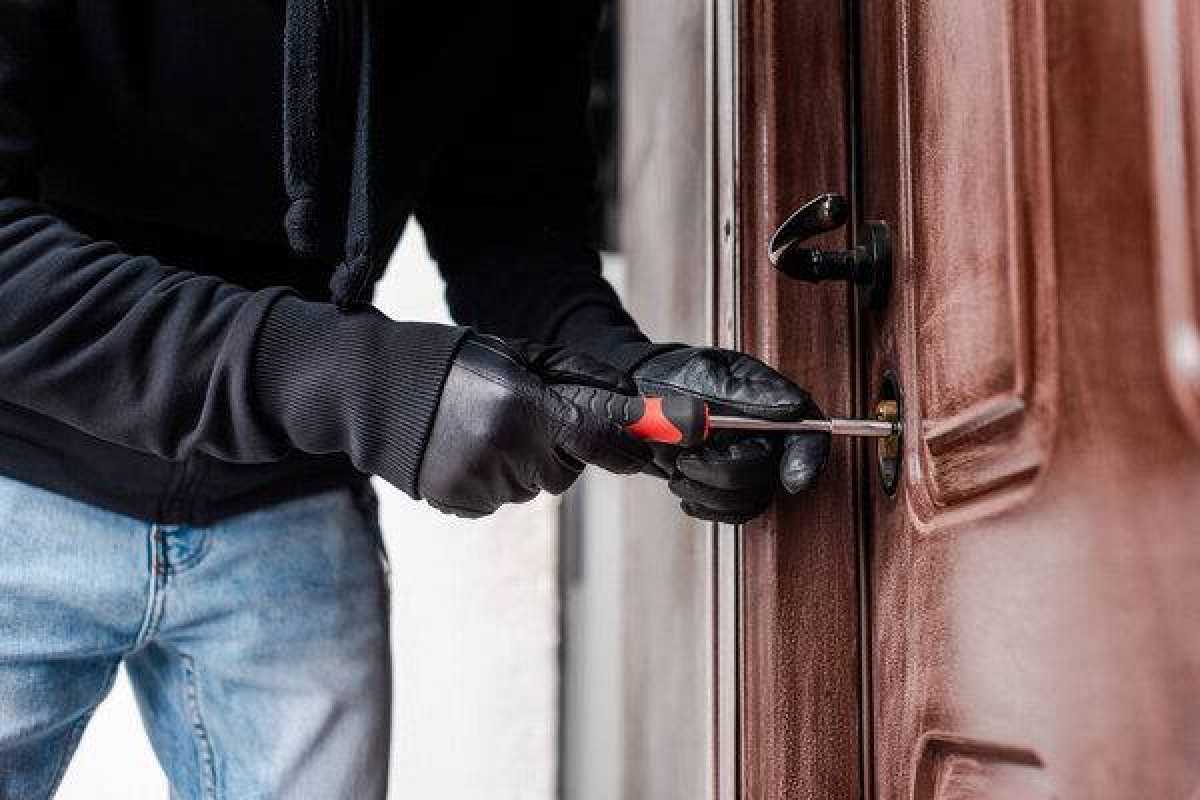 Более 30 квартирных краж раскрыли в Павлодарской области