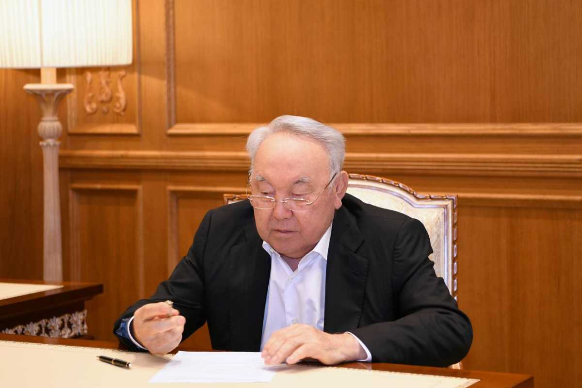 Назарбаев выразил соболезнования в связи с гибелью военнослужащих в Мангистауской области