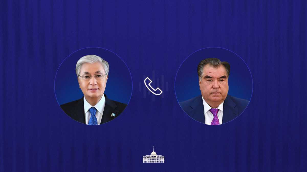 Токаев поздравил Рахмона с днём рождения