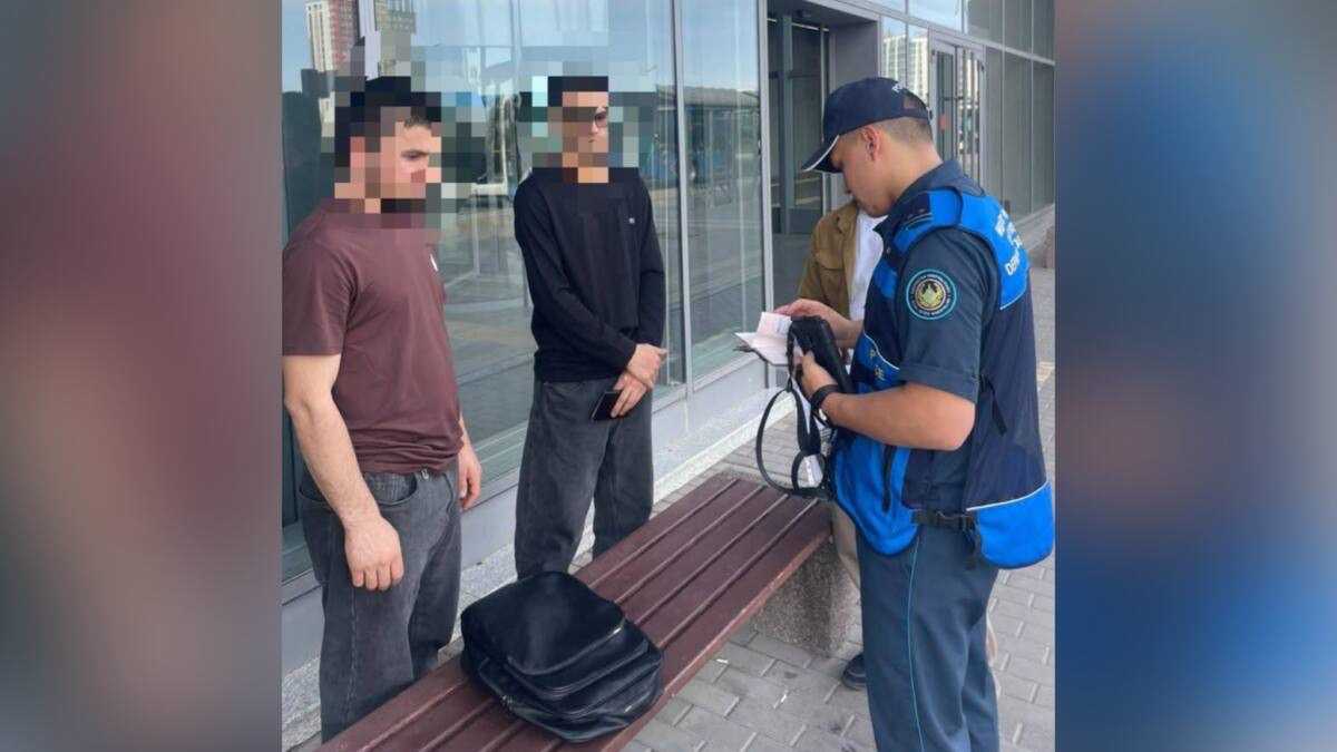 Более 800 иностранцев выдворили из Казахстана за нарушения миграционного законодательства
