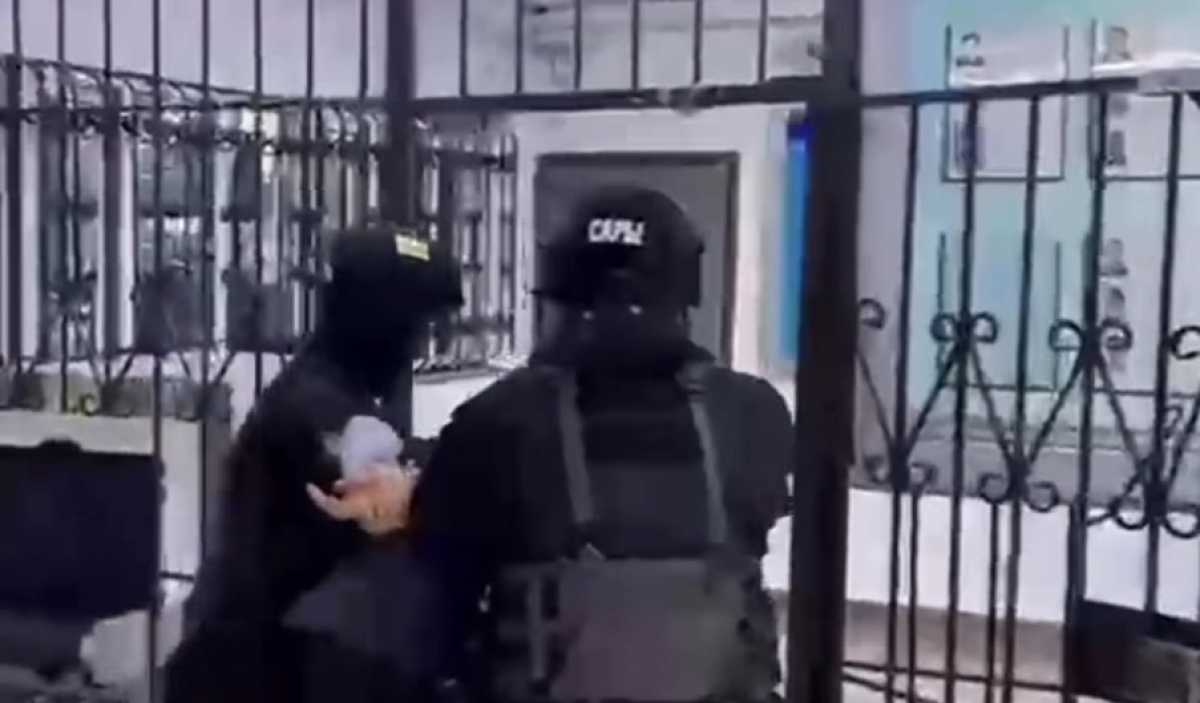 Требовали 10 млн тг: двух вымогателей осудили в Шымкенте