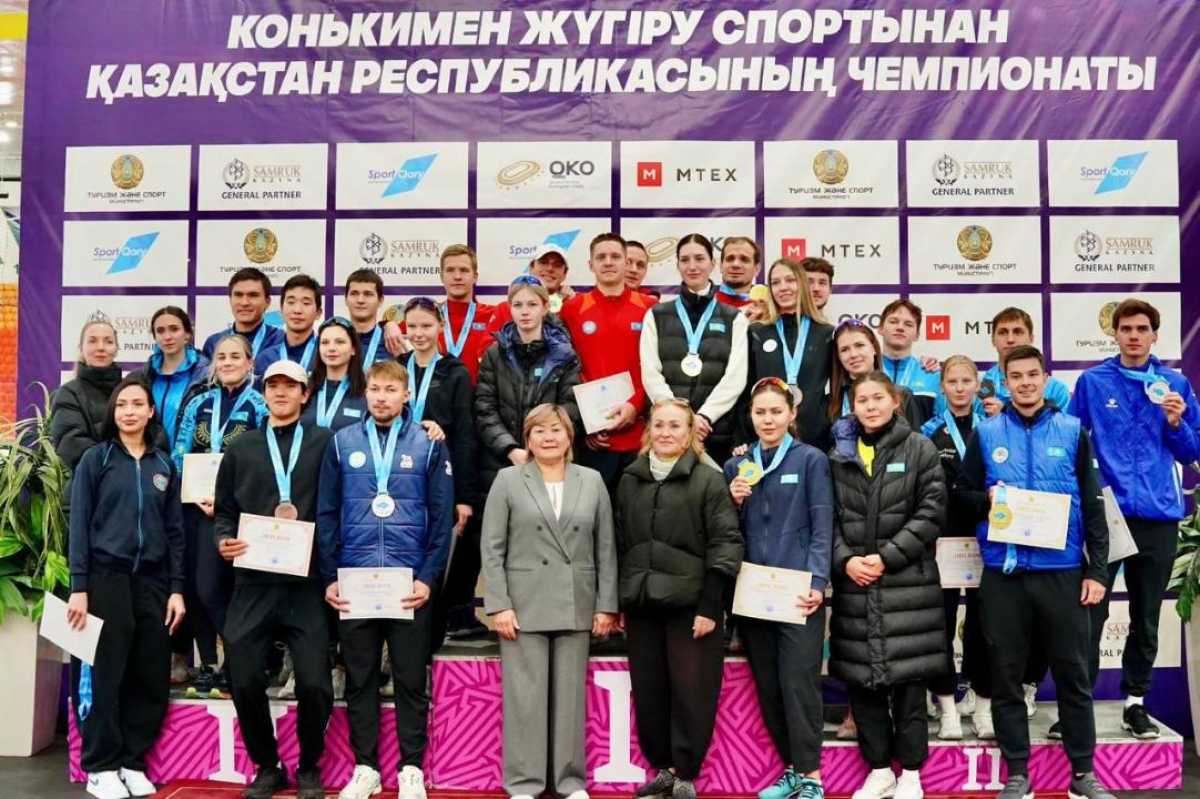 Столичные конькобежцы завоевали 16 медалей на чемпионате Казахстана
