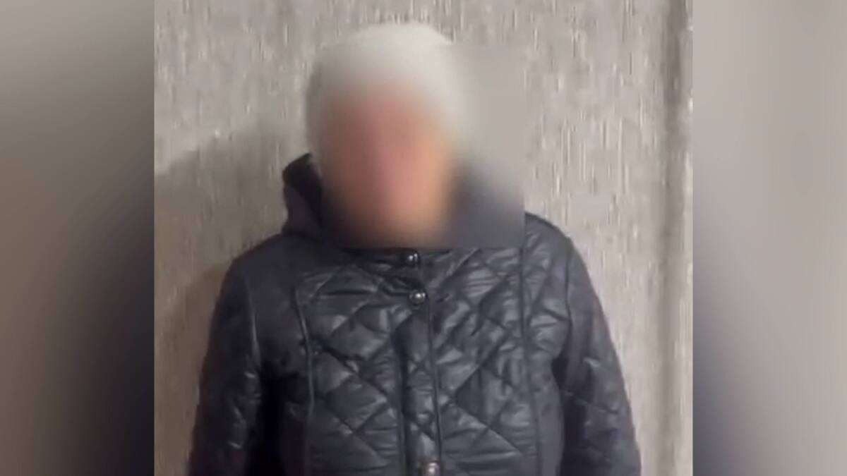 Бдительный таксист помог уберечь пенсионерку от потери 3 млн тг в Караганде