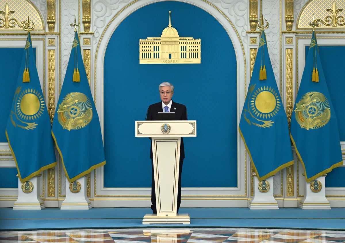 «Герои мирного времени»: Токаев поздравил казахстанских спасателей с профессиональным праздником