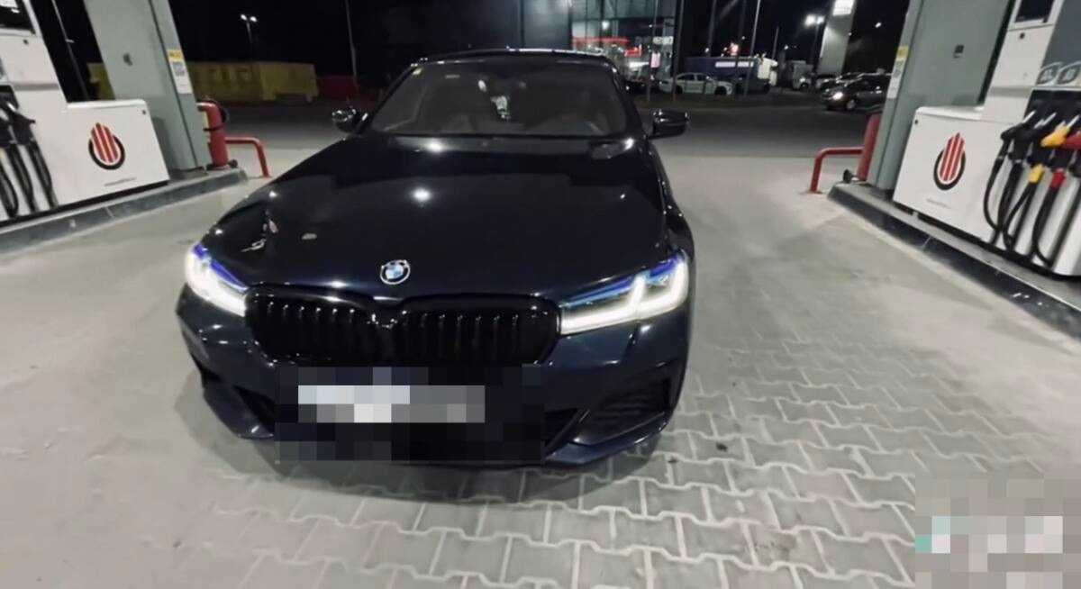 18-летнего водителя BMW привлекли к ответственности за опасные манёвры в Уральске