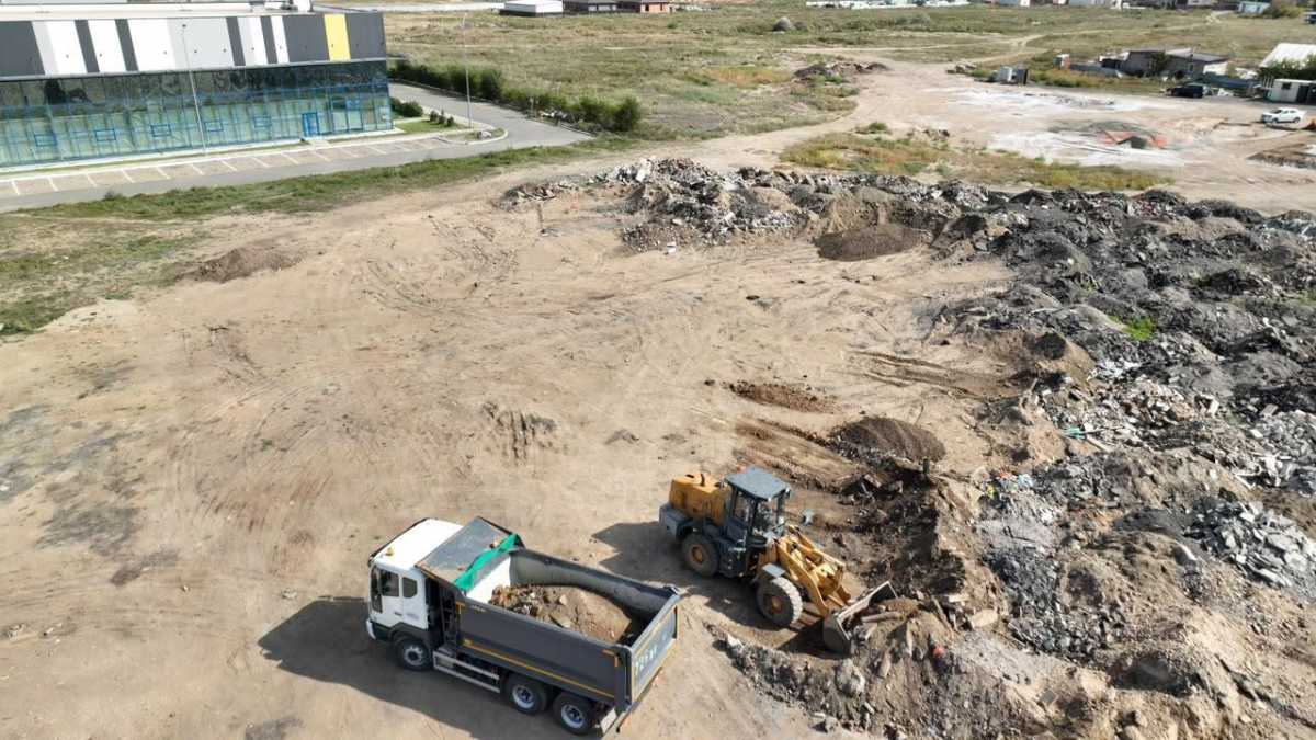 Более 226 тысяч тонн отходов вывезли со стихийных свалок в Астане
