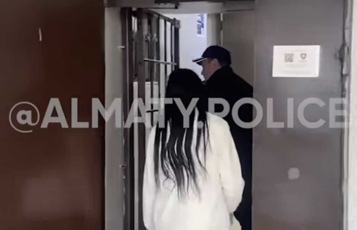 Мат на весь салон: скандал в автобусе обернулся штрафом для жительницы Алматы